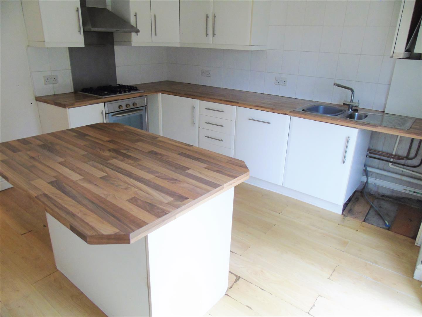 Kitchen / Breakfast Room